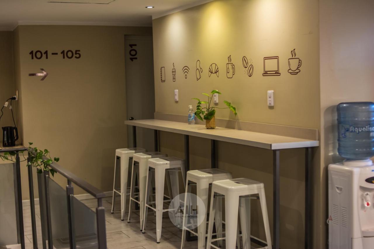 סן חואן Hotel Alhambra מראה חיצוני תמונה