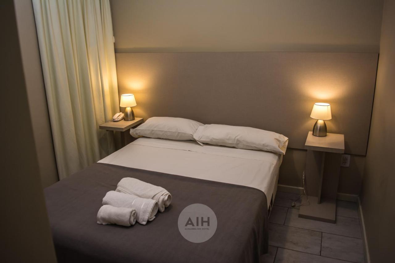 סן חואן Hotel Alhambra מראה חיצוני תמונה
